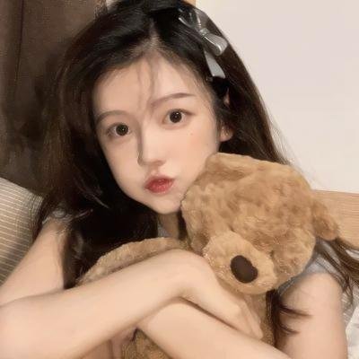 绿色椅子 海报