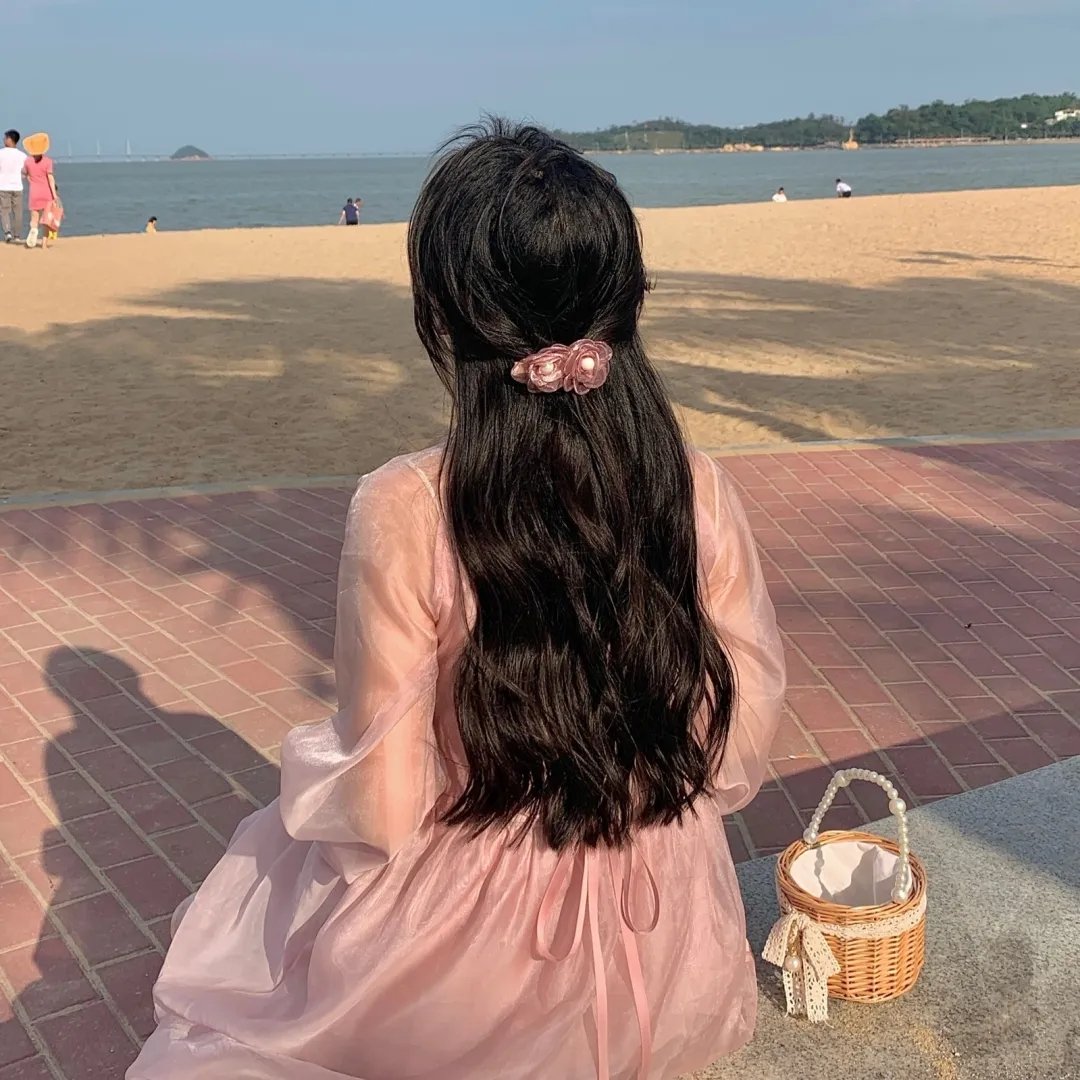 诀别当天高冷女神后悔惨了 海报
